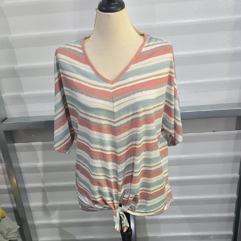 Relaxed‎ Green and Pink Tie Front Short Sleeve Blouse